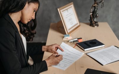 Quand les robots remplacent les avocats : Impact de l&rsquo;IA sur le droit des sociétés