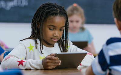 Parents débordés : conseils pratiques pour éducation innovante et sereine