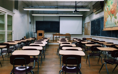 Formation petite enfance adopte méthodes numériques et collaboratives en 2024